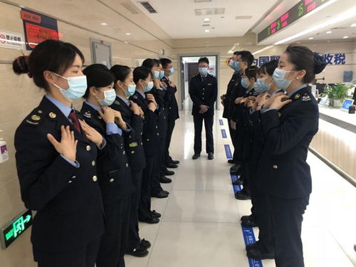 微笑服務(wù)打造最美第一面，重慶稅務(wù)以專業(yè)禮儀升級(jí)辦稅體驗(yàn)